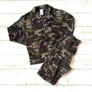 Boys XS 4/5 Green Camo Print Pajamas Pj Pajama Set Kids Toddler Size 4T 5T